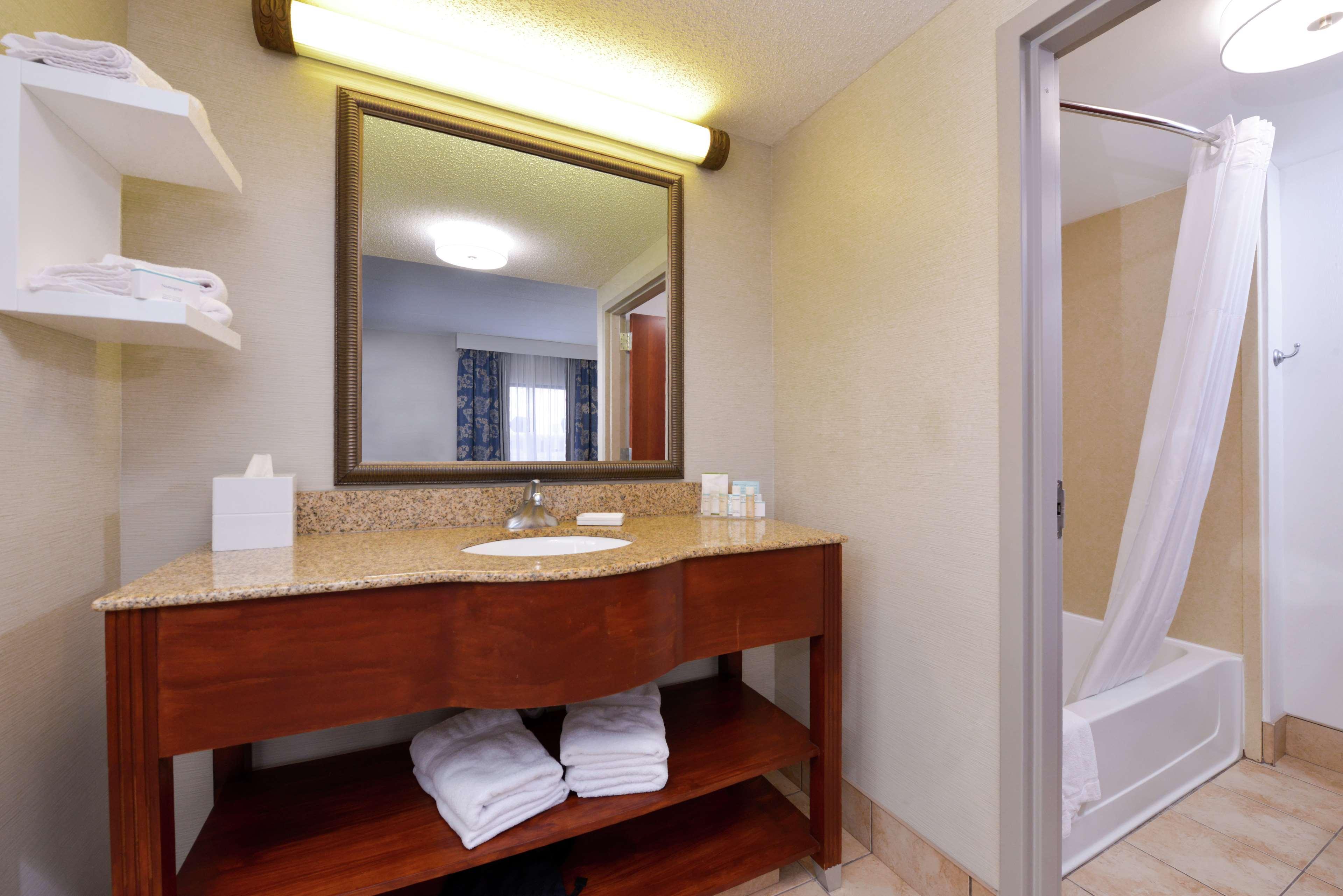 Hampton Inn & Suites Вілмінгтон Екстер'єр фото