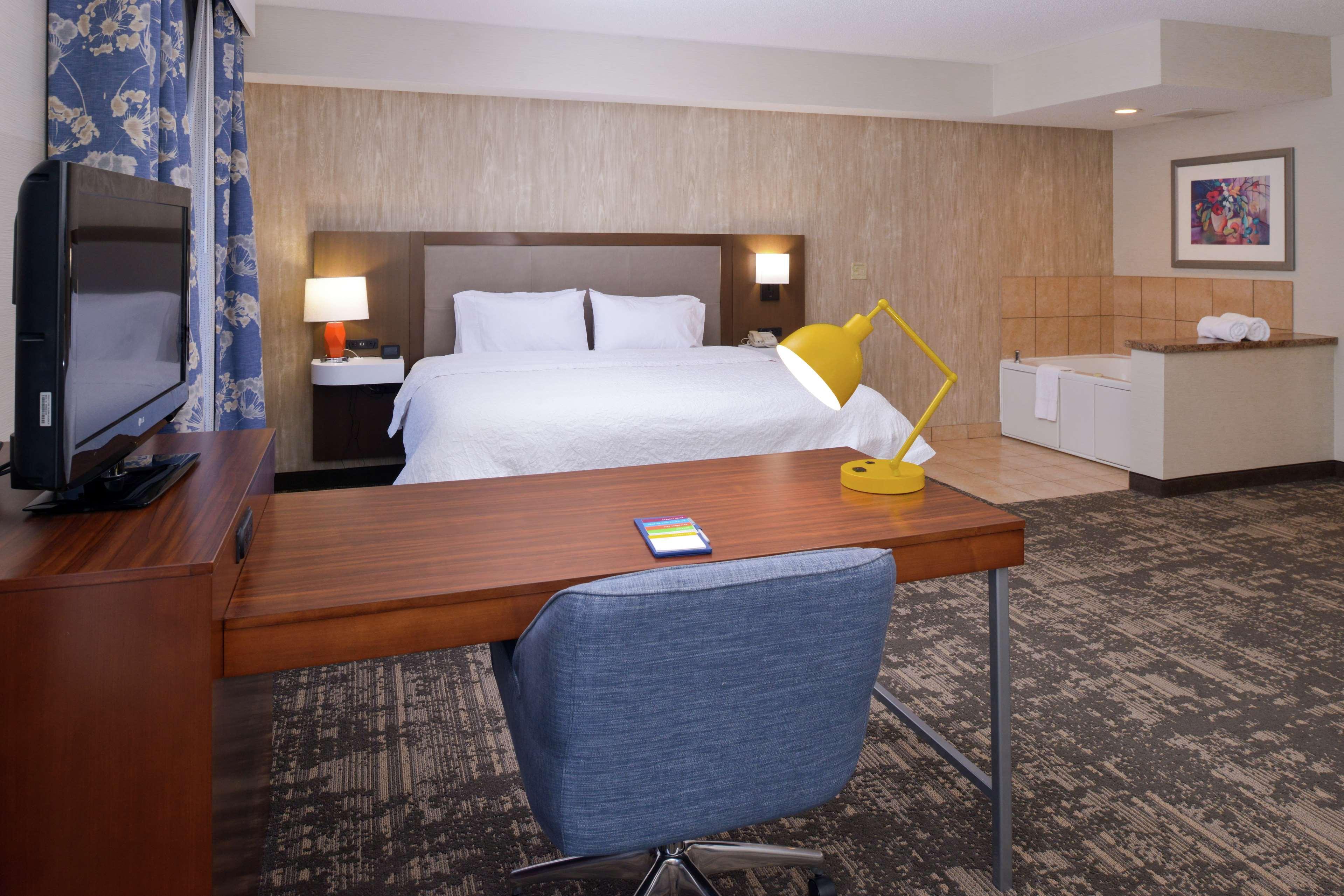 Hampton Inn & Suites Вілмінгтон Екстер'єр фото