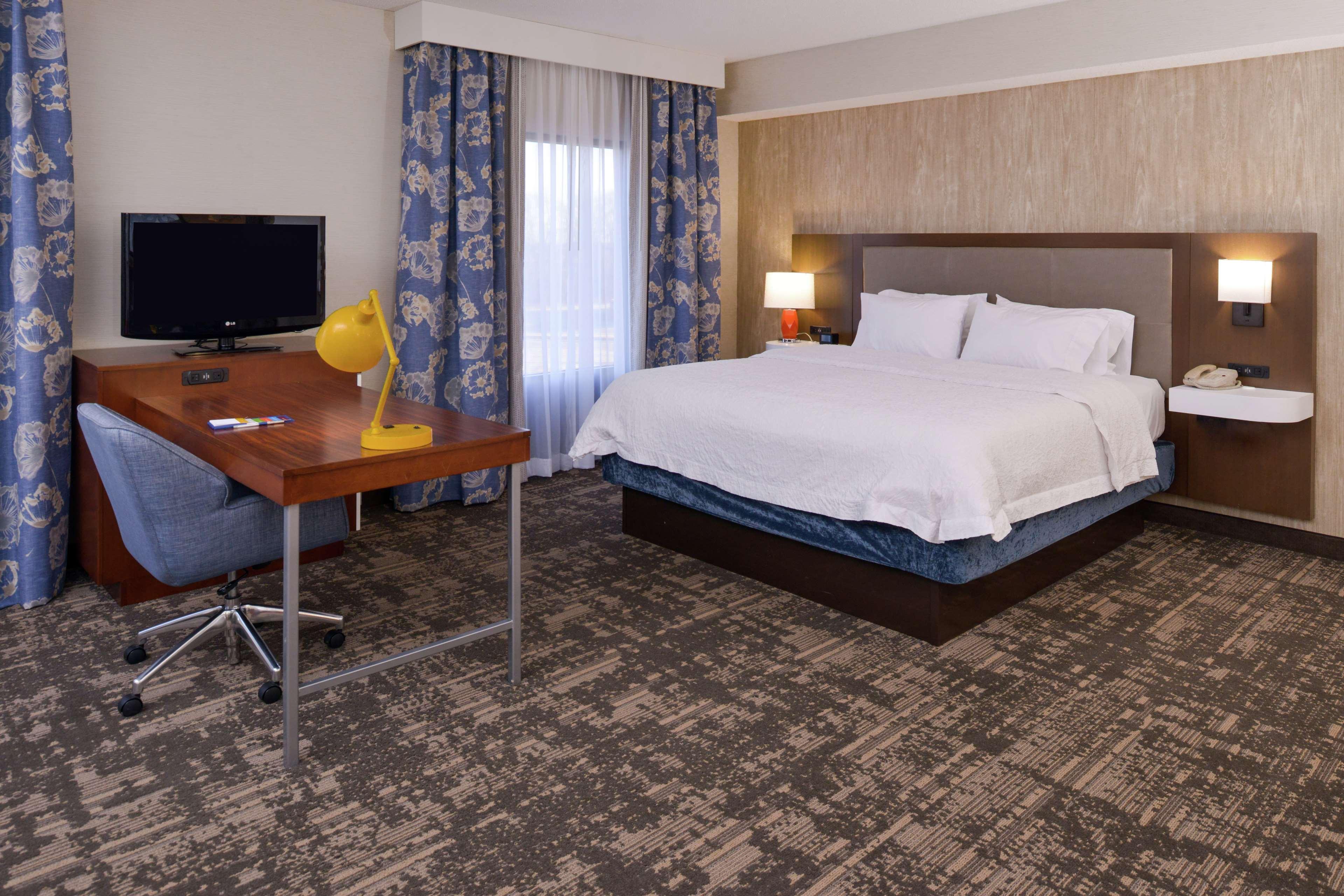 Hampton Inn & Suites Вілмінгтон Екстер'єр фото