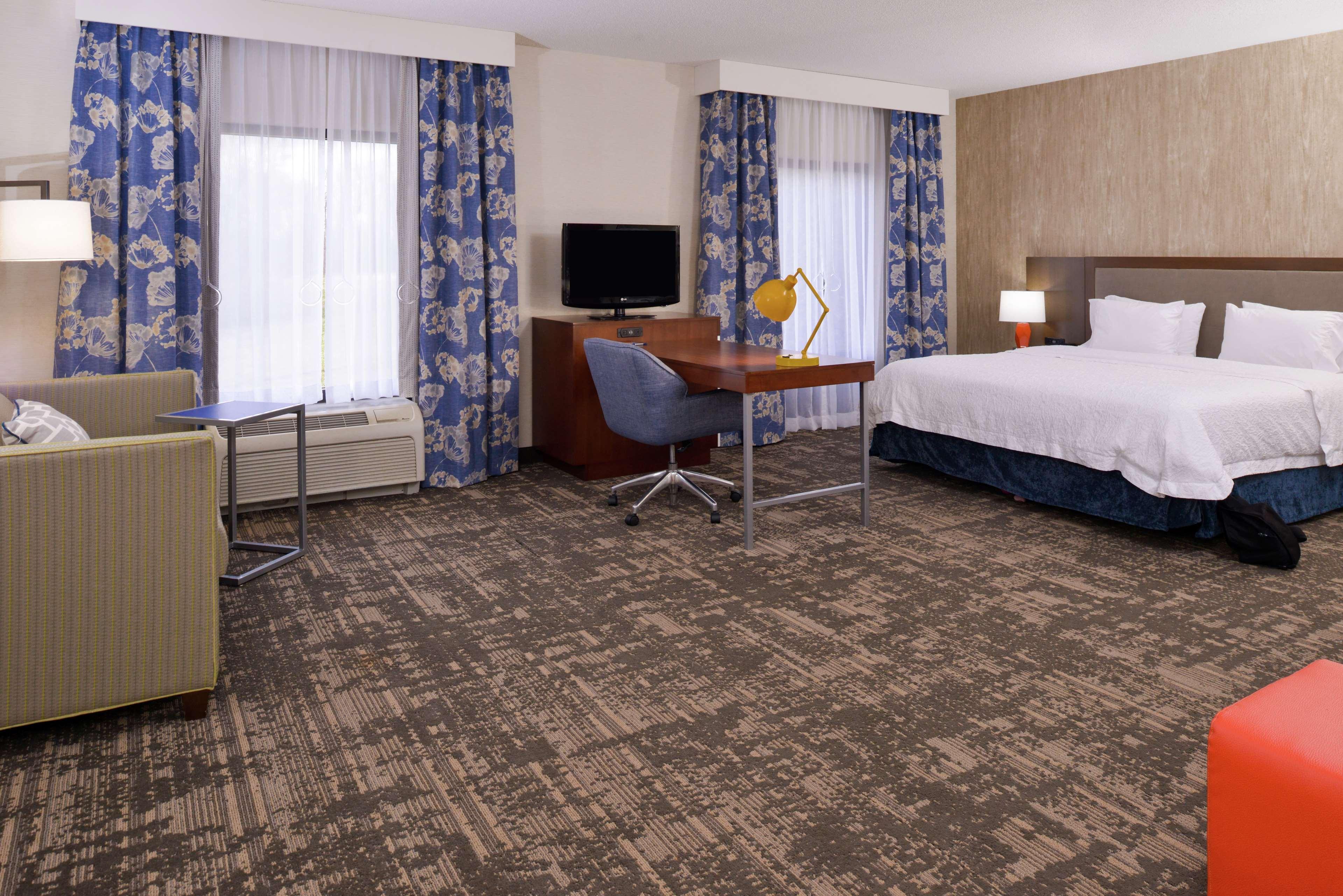 Hampton Inn & Suites Вілмінгтон Екстер'єр фото
