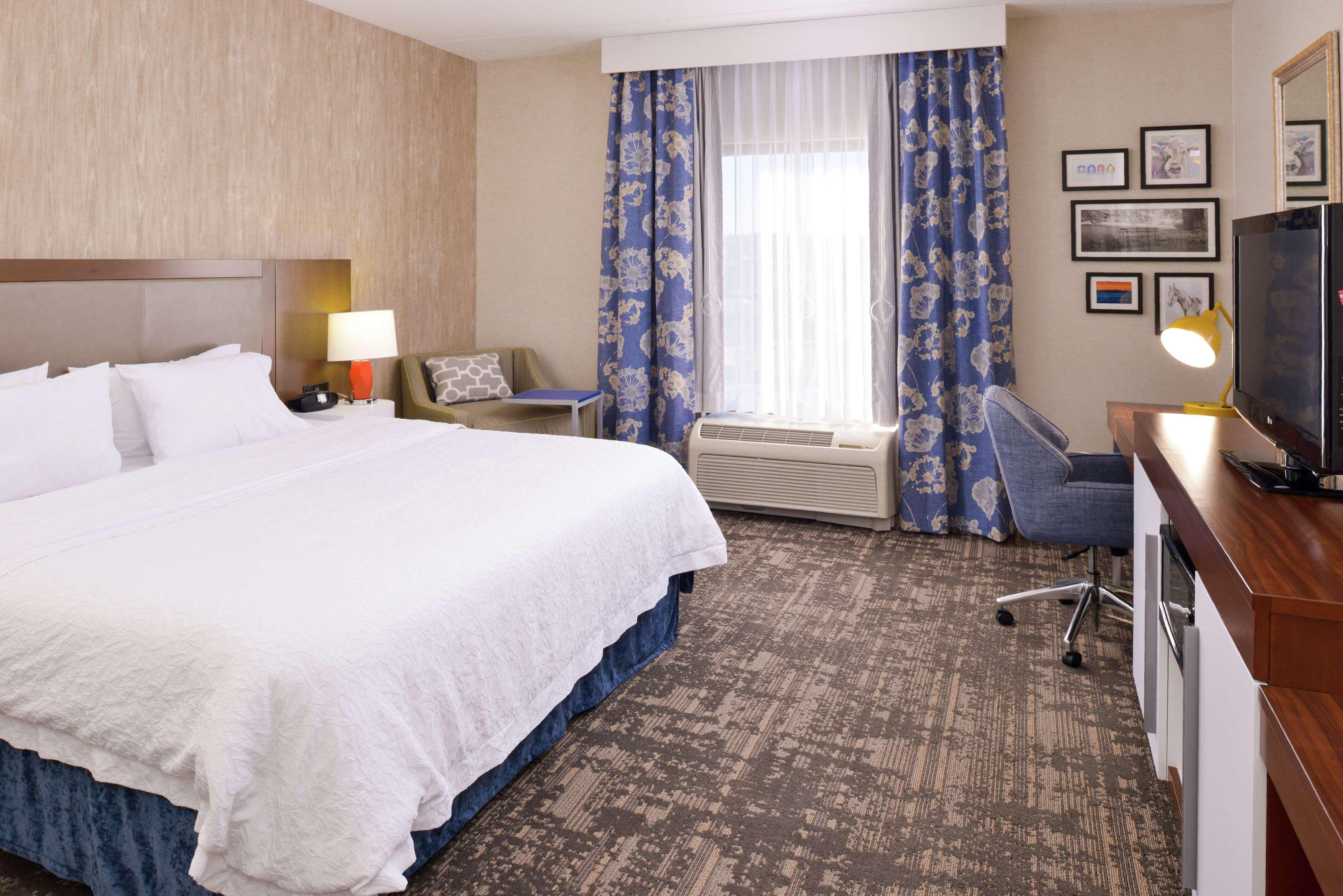 Hampton Inn & Suites Вілмінгтон Екстер'єр фото