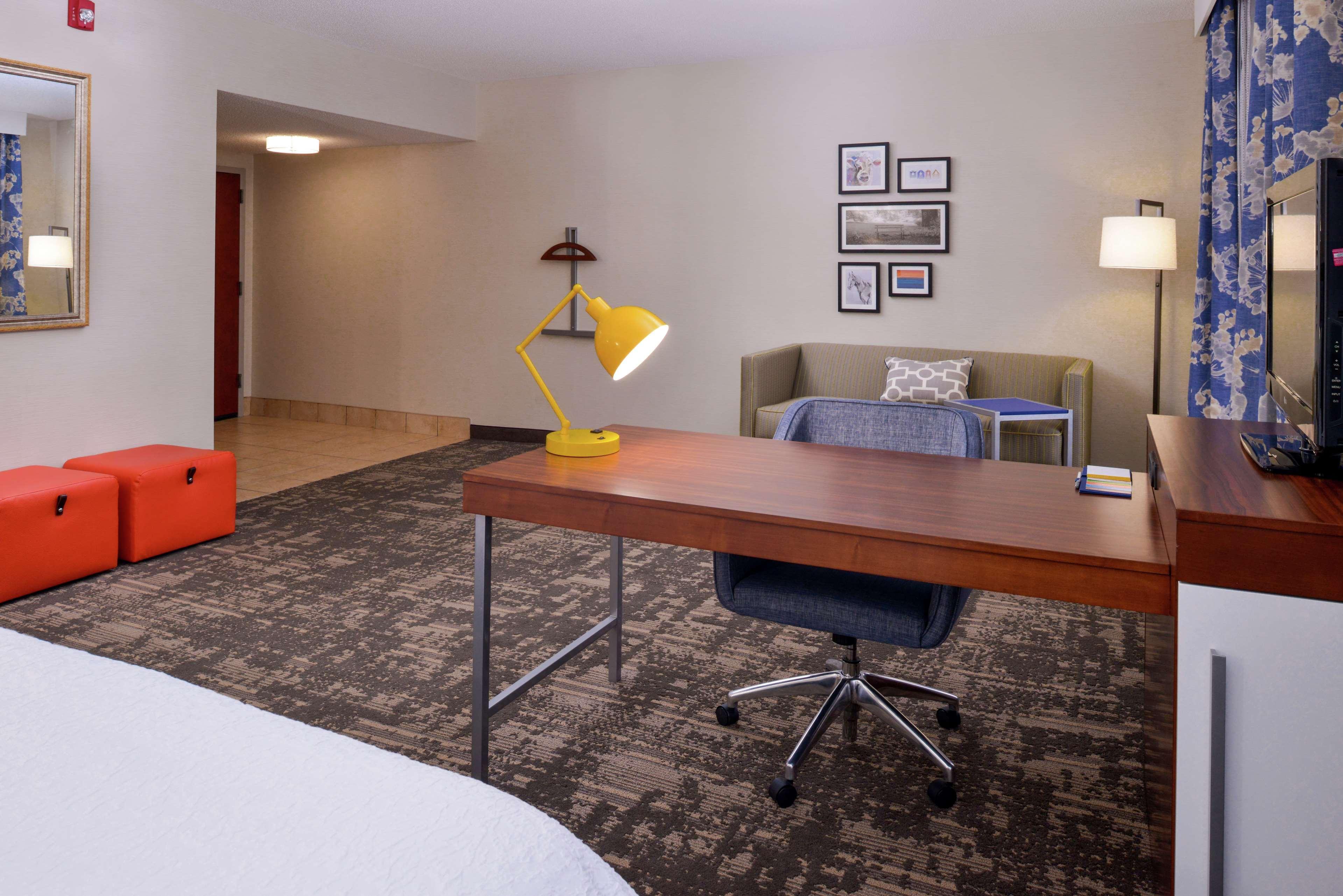 Hampton Inn & Suites Вілмінгтон Екстер'єр фото