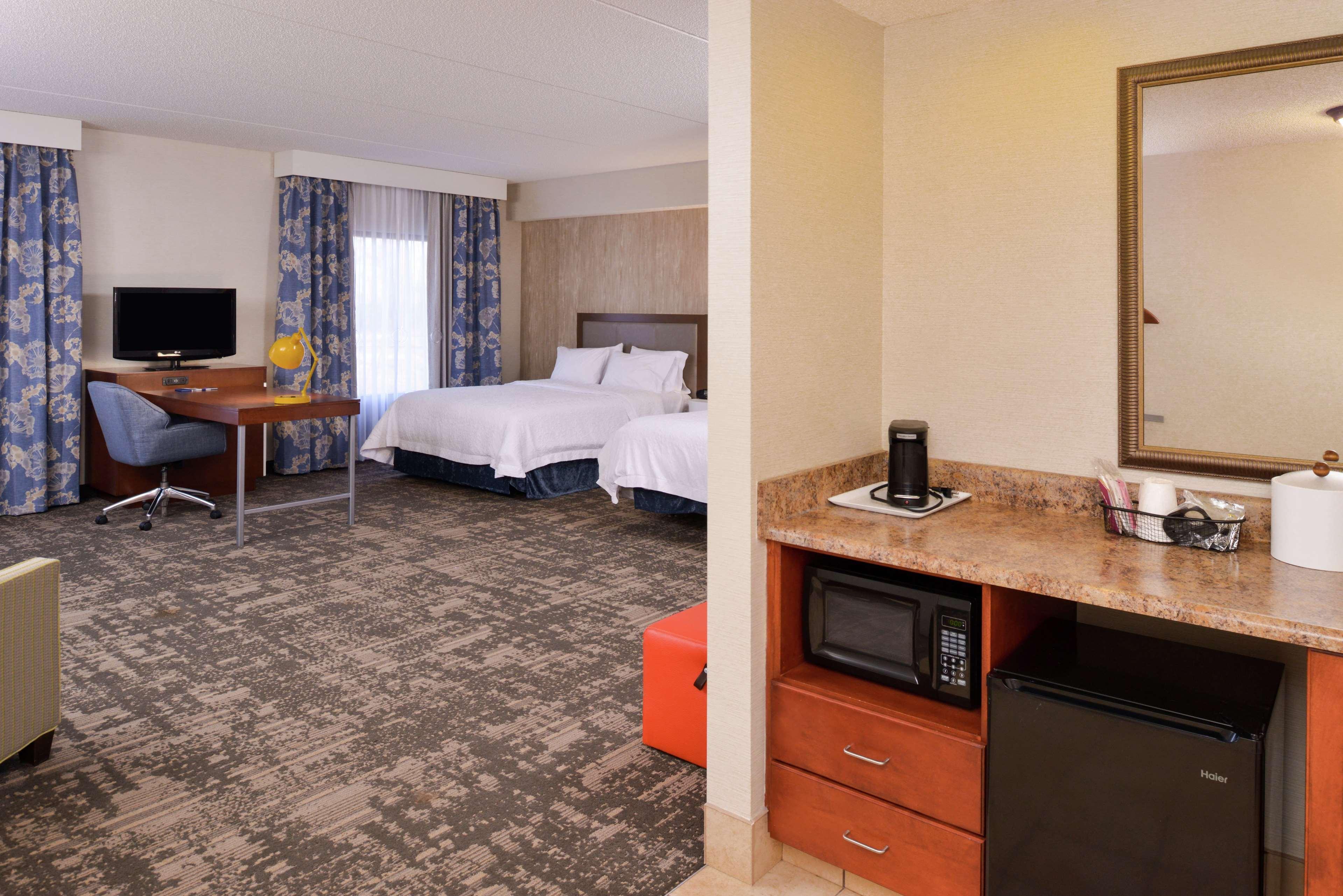 Hampton Inn & Suites Вілмінгтон Екстер'єр фото