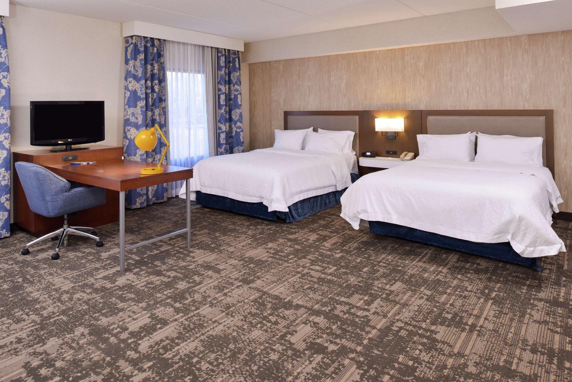 Hampton Inn & Suites Вілмінгтон Екстер'єр фото