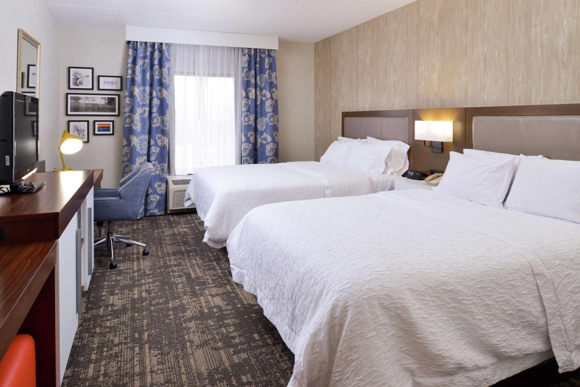 Hampton Inn & Suites Вілмінгтон Екстер'єр фото